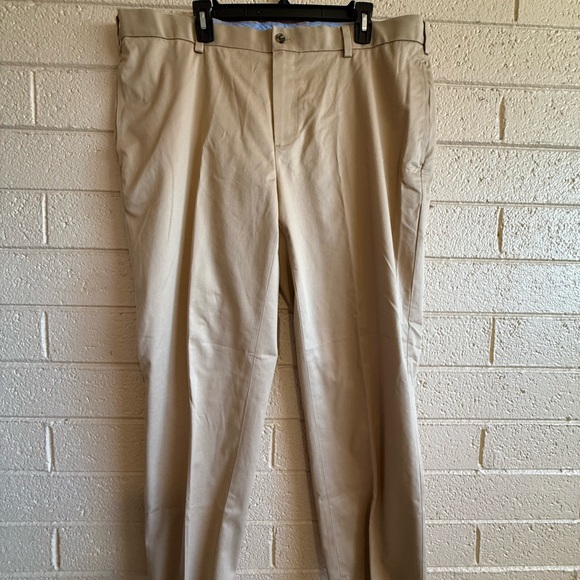 Brooks Brothers Tan  Men's Pants W40/L29 - Picture 1 of 7